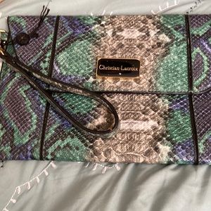Authentic wristlet purse